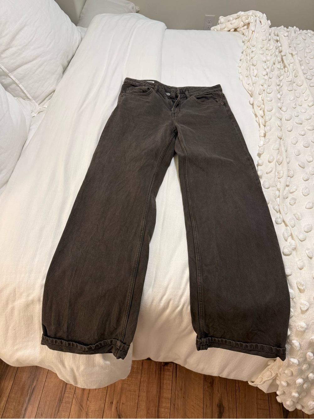 Zara Wide-Leg Jeans in Charcoal